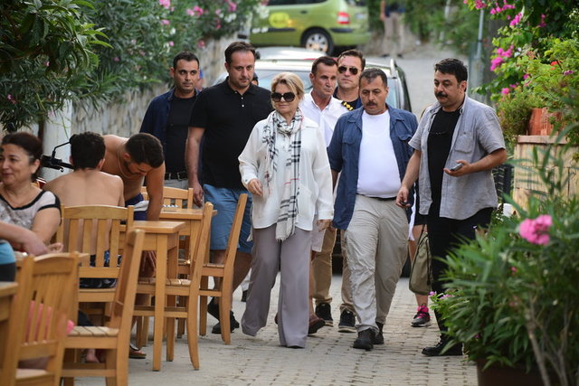 TANSU ÇİLLER