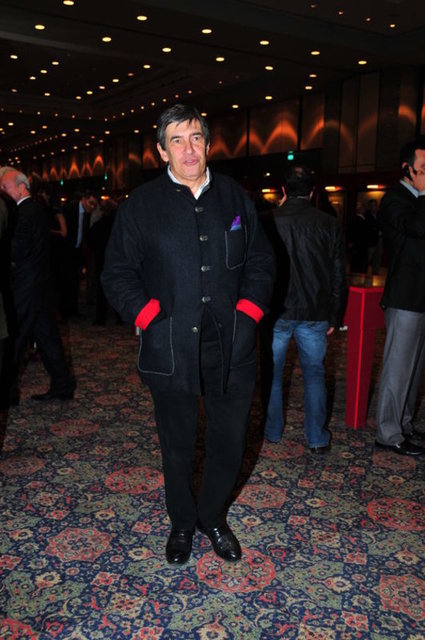RAFFİ PORTAKAL