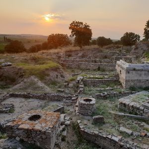 Troya Antik Kenti'nde bir gezinti! Truva atı gerçekten var mı?