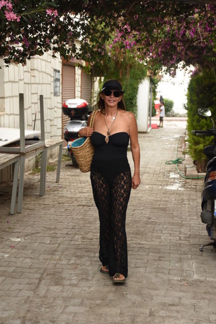 GÜL DÜRÜST