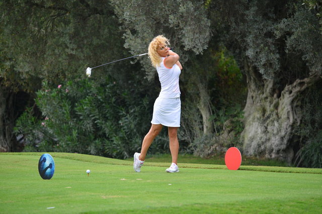 ELÇİN ERKOÇ