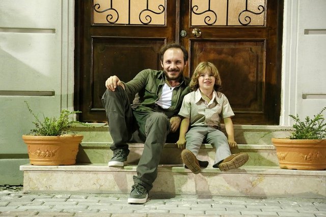 Keşke Hiç Büyümeseydik'ten ilk kareler!