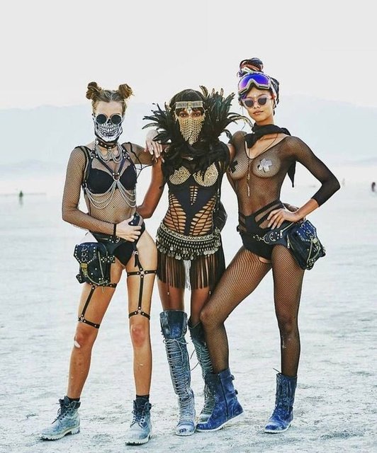 BURNING MAN