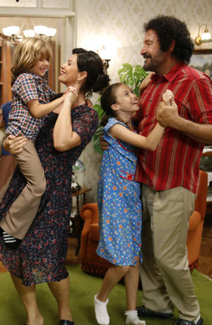 Keşke Hiç Büyümeseydik 1. Bölüm Fotoğrafları