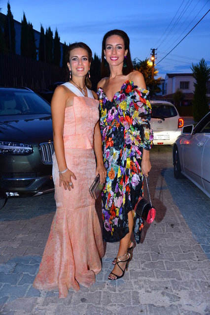 LARA ÜNSAL, SERRA TÜRKER