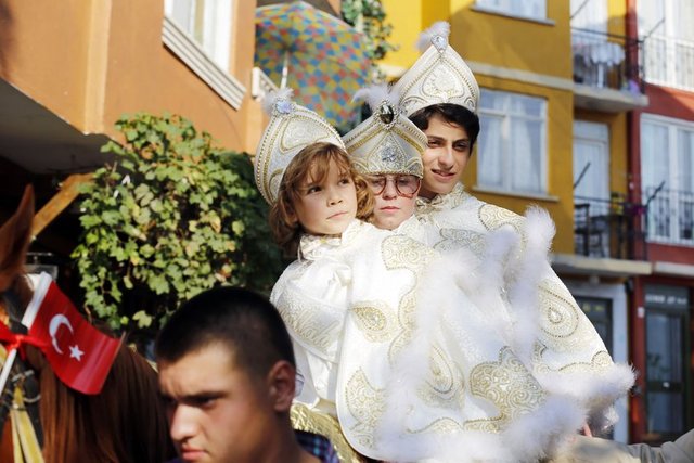 Keşke Hiç Büyümeseydik 3. Bölüm Fotoğrafları