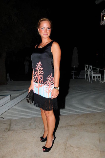 AZADE BALKANER ÖZSOY