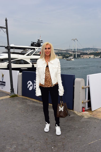 HANDE ACAR