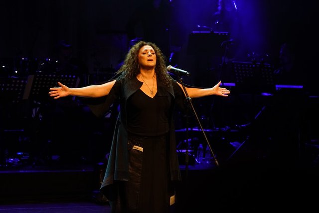 DERYA ALABORA