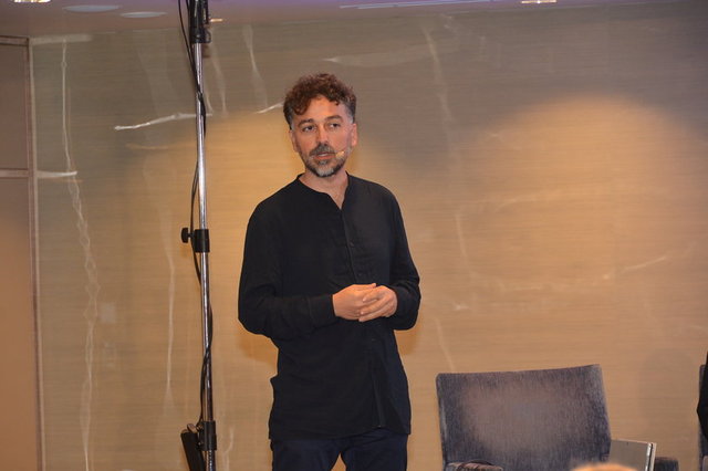 DR. SELÇUK ARTUT