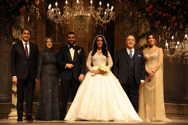 MUSTAFA- ŞULE DEMİR, MEHMET CİHAN DEMİR- GÖZEN KOÇER, KADİR KOÇER, SİBEL GÜNAYDIN