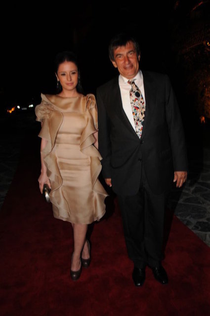 MAYA BİTARGİL, RAFFİ PORTAKAL