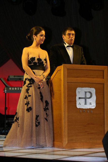 MAYA BİTARGİL, RAFFİ PORTAKAL