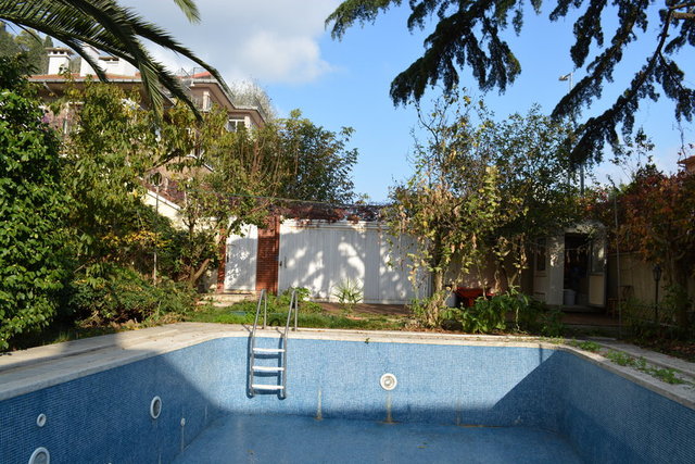 ÖZALLAR'IN KÖŞKÜ