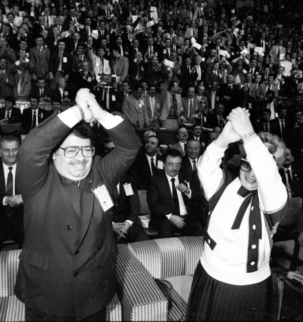 TURGUT - SEMRA ÖZAL