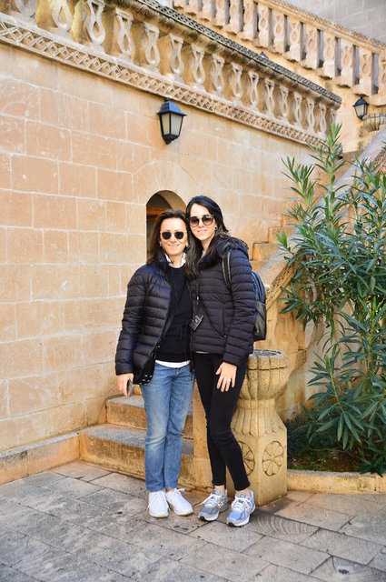 SEHER AYDINLAR, ZEYNEP AYDINLAR ERÖĞÜT