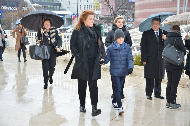 ASLI TÜMEN, ASLAN ESER, RAİF DİNÇKÖK