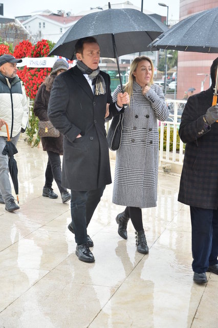 MEHMET- ZEYNEP MUTLU