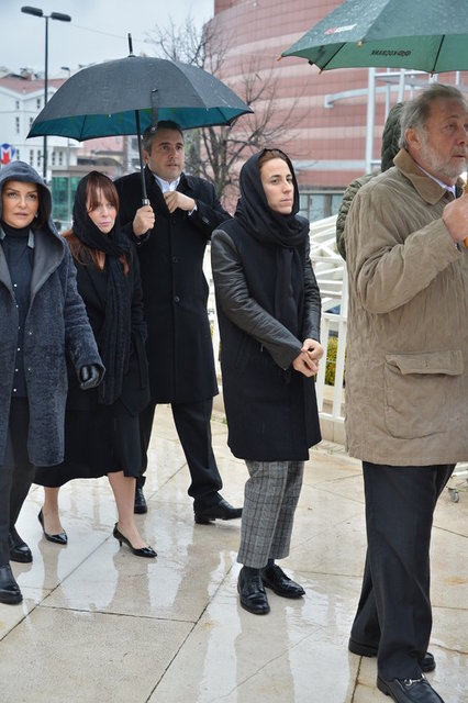 AYŞECAN ÖZYEĞİN OKTAY