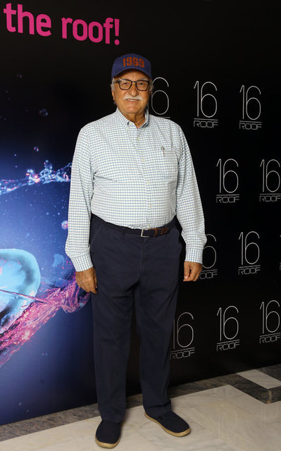 HÜSNÜ ÖZYEĞİN