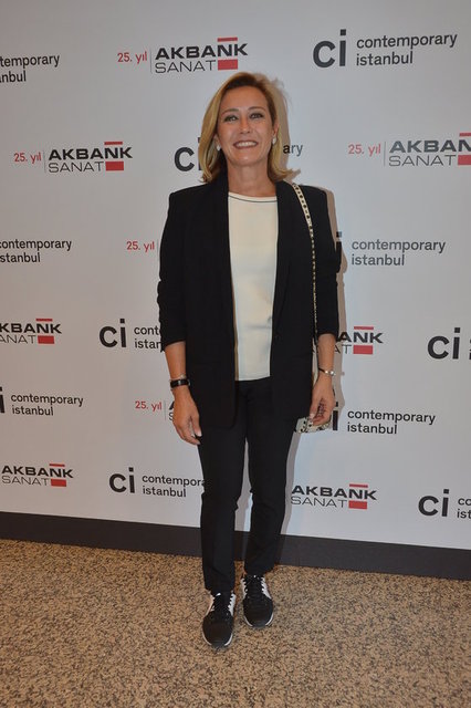REVNA DEMİRÖREN