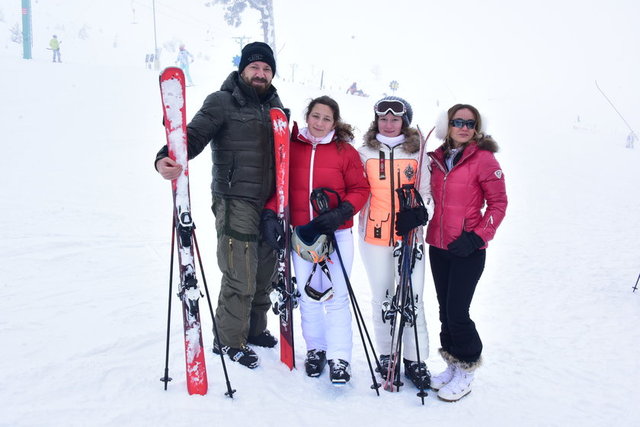 CEM, MİNA, EDA, HÜLYA KALYONCU