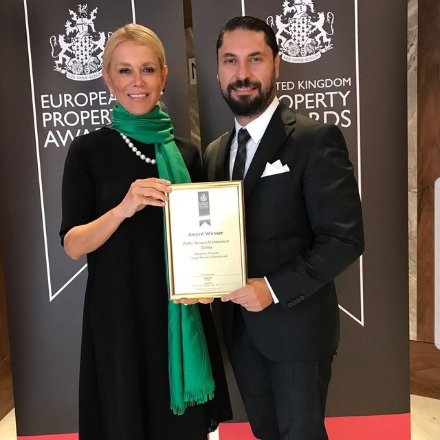 NEŞE KAVAK