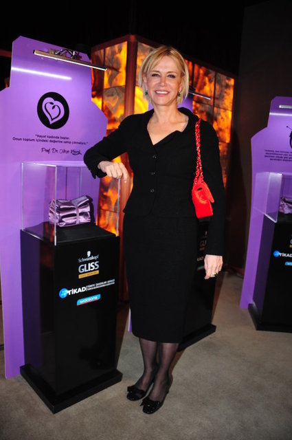 NEŞE KAVAK