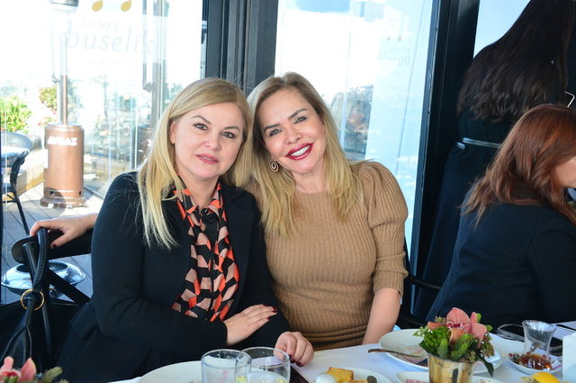 DENİZ ÜLKE ARIBOĞAN, MÜGE TEZMAN SIRMABIYIK