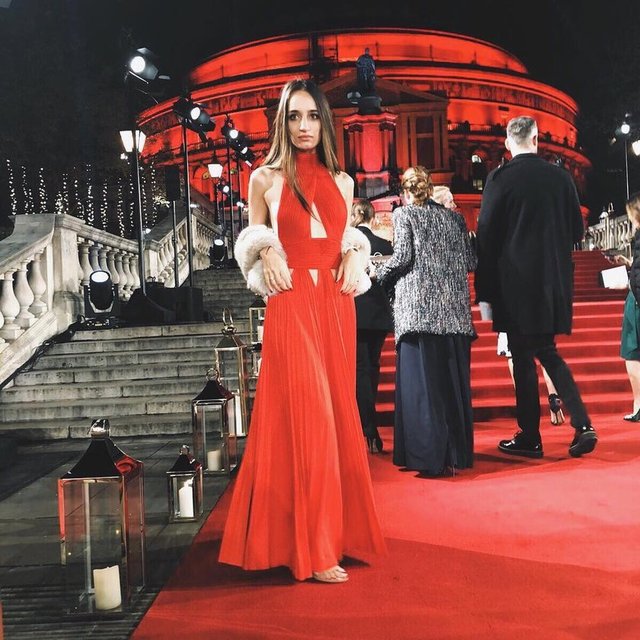 MELİSA TAPAN