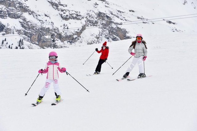 AZRA, AYŞENAZ, FATOŞ SARIGÜL