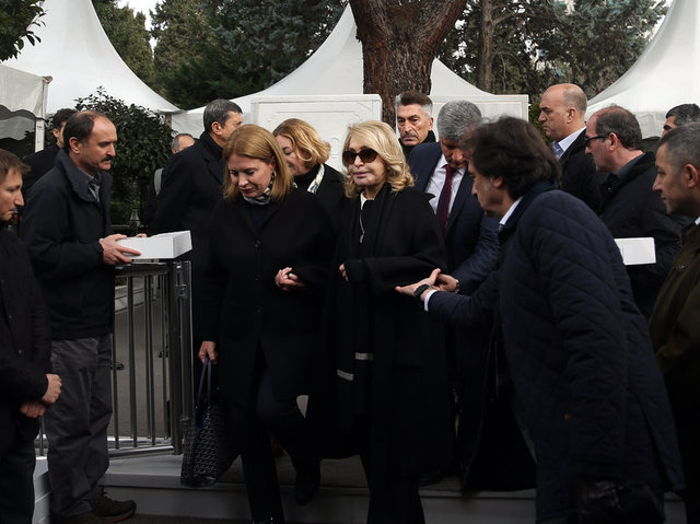 ÇİĞDEM SİMAVİ, CAROLİNE KOÇ