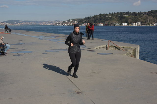 ZEYNEP ÜSTÜNEL