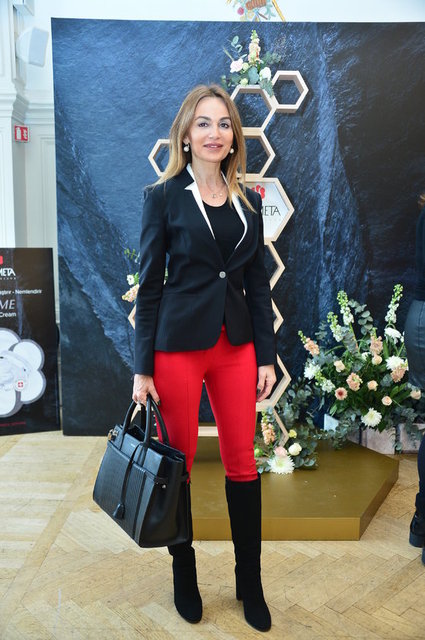 ARZU KUNT