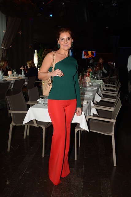 EBRU ÇARIKÇILAR