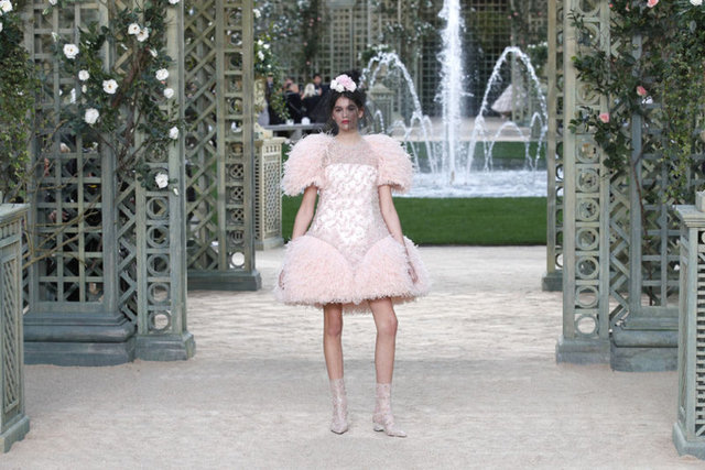 CHANEL 2018 İLKBAHAR/YAZ HAUTE COUTURE DEFİLESİ