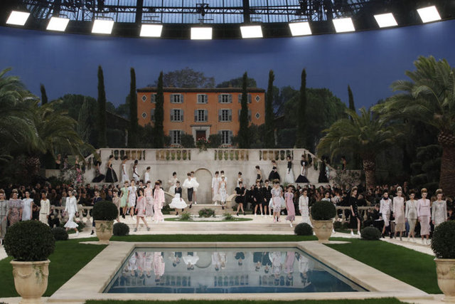 CHANEL 2019 İLKBAHAR/YAZ HAUTE COUTURE DEFİLESİ