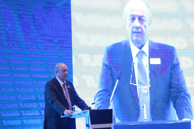TUNCAY ÖZİLHAN