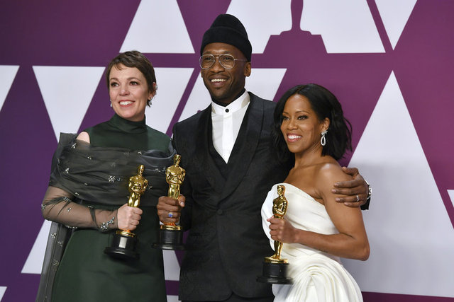 OLIVIA COLMAN, MAHERSHALA ALİ, REGINA KING