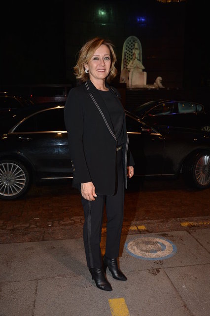 REVNA DEMİRÖREN