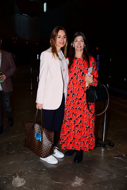 ARZU KUNT, ZEYNEP ÜSTÜNEL