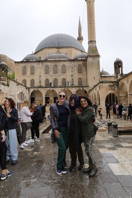 PERVİN ERSOY, AYŞEGÜL ALDİNÇ, ASUMAN DABAK
