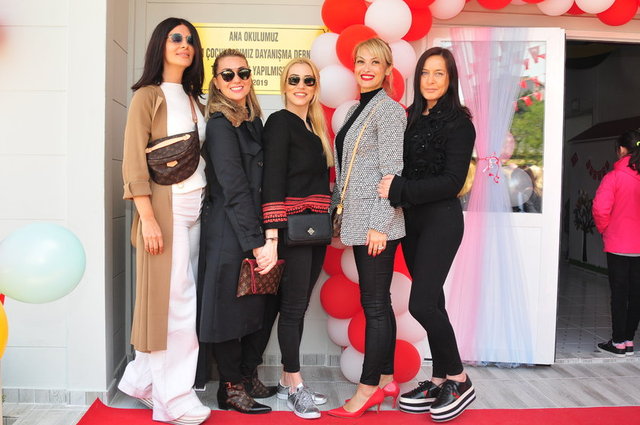 BELİZ BEKTAŞ, ŞENAY TÜRK, ZEYTNEP RIFATOĞLU, SERAP GÜNAL, ELÇİN EREZ