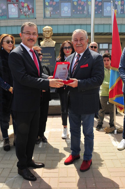 DENİZ KÖKEN, NAİM ARNAS