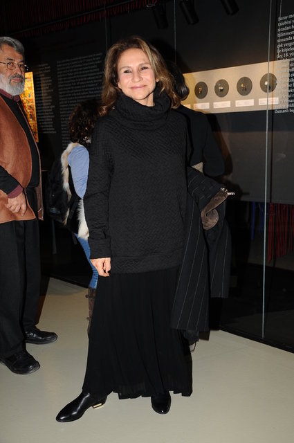 YASEMİN ALOĞLU