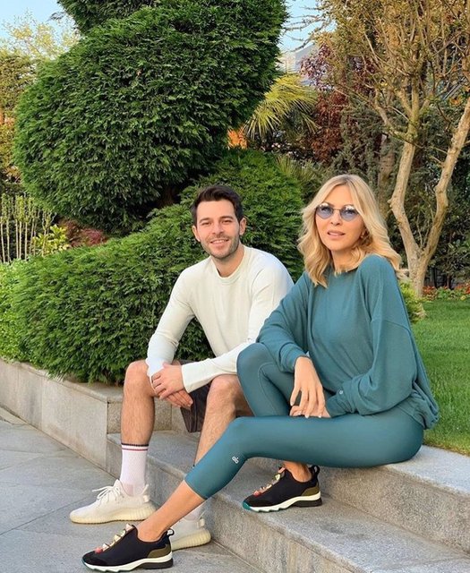 HAKAN, ARZU SABANCI