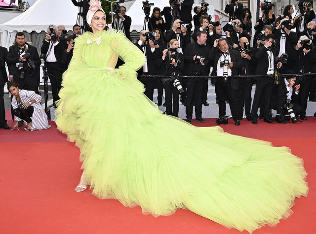 DEEPİKA PADUKONE