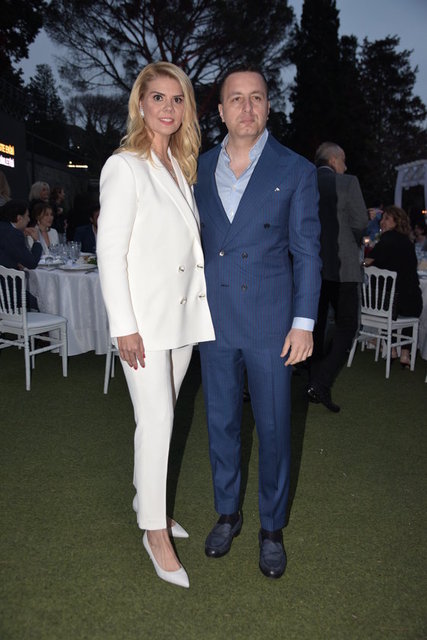HANDE SEZER- LEVENT PEKCAN