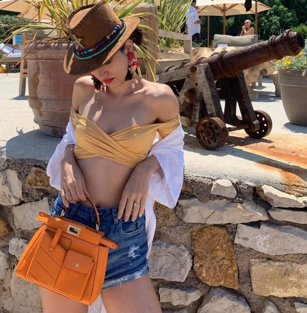 MELİSA TAPAN