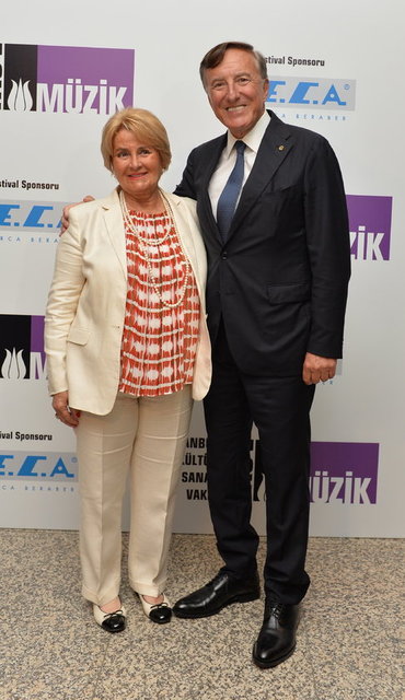 GAYE AKÇEN, BÜLENT ECZACIBAŞI